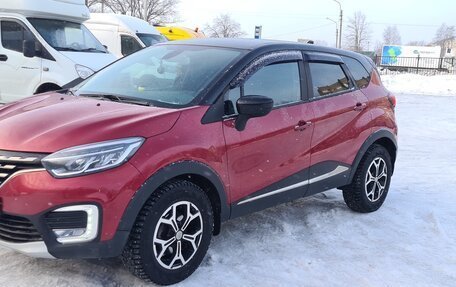 Renault Kaptur I рестайлинг, 2020 год, 1 800 000 рублей, 9 фотография