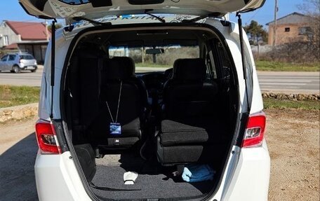 Honda Freed I, 2015 год, 1 059 000 рублей, 14 фотография