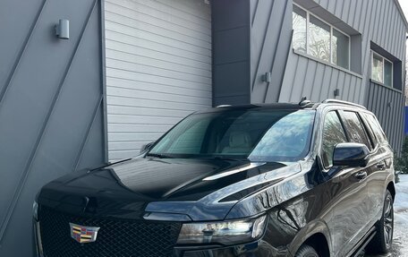 Cadillac Escalade V, 2022 год, 15 000 000 рублей, 3 фотография