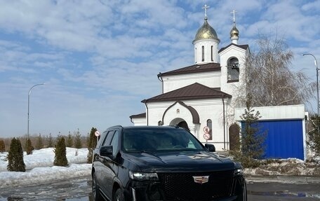 Cadillac Escalade V, 2022 год, 15 000 000 рублей, 11 фотография