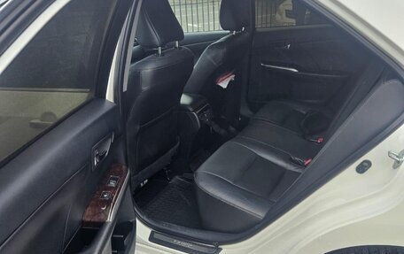 Toyota Camry, 2017 год, 1 950 000 рублей, 7 фотография
