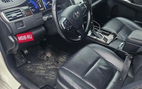 Toyota Camry, 2017 год, 1 950 000 рублей, 5 фотография