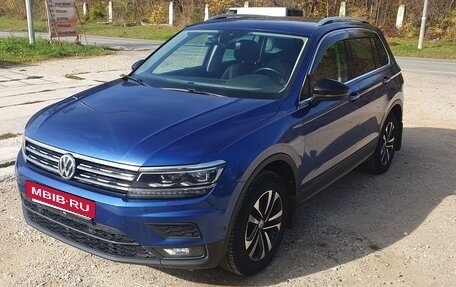 Volkswagen Tiguan II, 2019 год, 2 500 000 рублей, 24 фотография