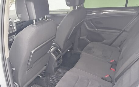 Volkswagen Tiguan II, 2017 год, 2 100 000 рублей, 6 фотография