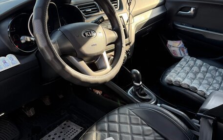 KIA Rio III рестайлинг, 2014 год, 780 000 рублей, 10 фотография