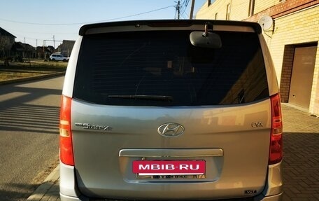 Hyundai Grand Starex Grand Starex I рестайлинг 2, 2011 год, 1 700 000 рублей, 4 фотография