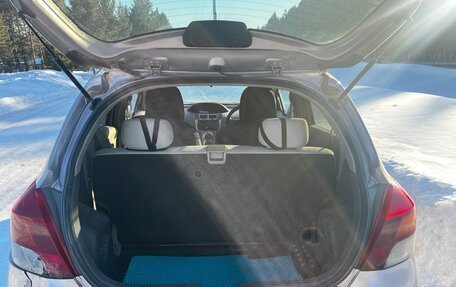 Toyota Vitz, 2010 год, 650 000 рублей, 8 фотография