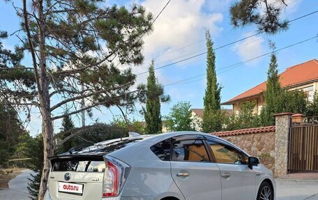 Toyota Prius, 2013 год, 1 083 000 рублей, 6 фотография