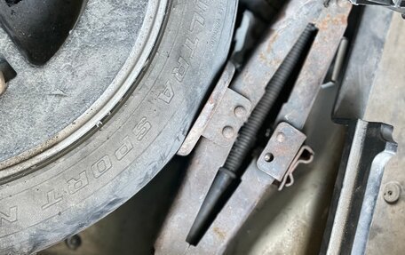 Toyota Avensis III рестайлинг, 2004 год, 620 000 рублей, 22 фотография