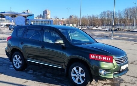 Toyota Vanguard, 2011 год, 1 670 000 рублей, 2 фотография