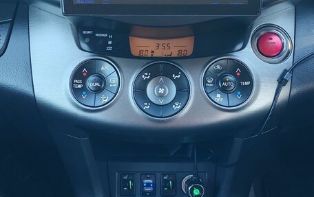 Toyota Vanguard, 2011 год, 1 670 000 рублей, 12 фотография