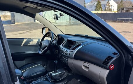 Mitsubishi L200 IV рестайлинг, 2011 год, 1 290 000 рублей, 11 фотография