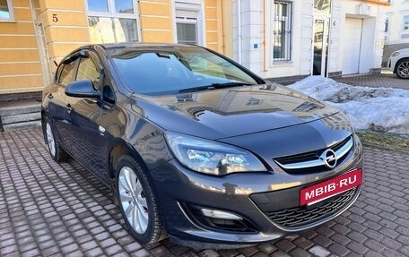 Opel Astra J, 2013 год, 650 000 рублей, 4 фотография