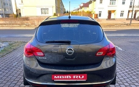 Opel Astra J, 2013 год, 650 000 рублей, 3 фотография