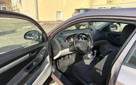 KIA cee'd I рестайлинг, 2008 год, 800 000 рублей, 11 фотография