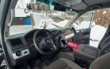 Volkswagen Multivan T5, 2009 год, 1 980 000 рублей, 2 фотография