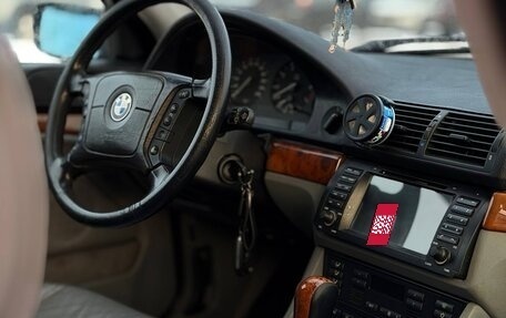 BMW 5 серия, 2000 год, 550 000 рублей, 19 фотография