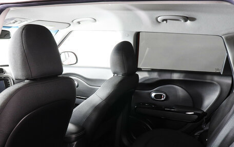 KIA Soul II рестайлинг, 2018 год, 2 099 000 рублей, 12 фотография