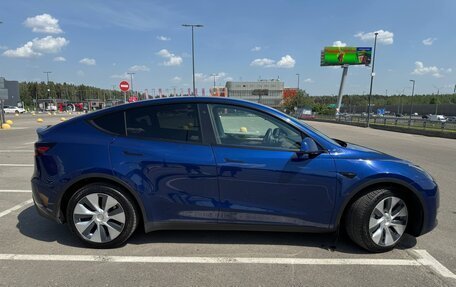 Tesla Model Y I, 2021 год, 4 500 000 рублей, 3 фотография