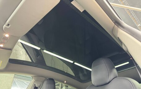 Tesla Model Y I, 2021 год, 4 500 000 рублей, 6 фотография