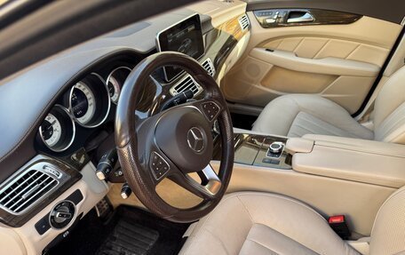 Mercedes-Benz CLS, 2015 год, 3 090 000 рублей, 9 фотография