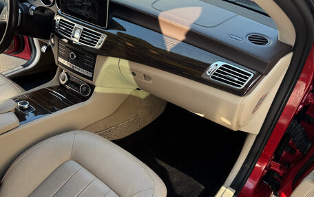 Mercedes-Benz CLS, 2015 год, 3 090 000 рублей, 11 фотография