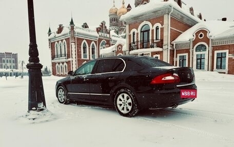 Skoda Superb III рестайлинг, 2012 год, 1 250 000 рублей, 24 фотография
