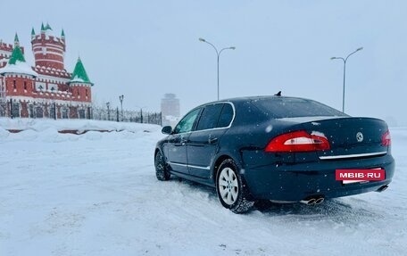 Skoda Superb III рестайлинг, 2012 год, 1 250 000 рублей, 16 фотография