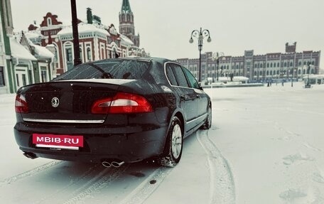 Skoda Superb III рестайлинг, 2012 год, 1 250 000 рублей, 23 фотография