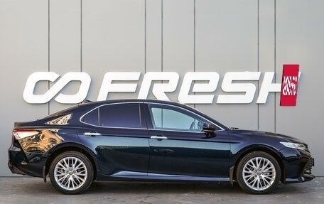 Toyota Camry, 2020 год, 3 240 000 рублей, 5 фотография