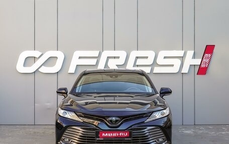 Toyota Camry, 2020 год, 3 240 000 рублей, 3 фотография