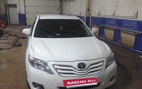 Toyota Camry, 2009 год, 1 150 000 рублей, 2 фотография