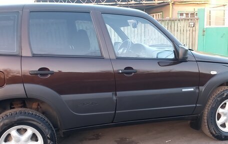 Chevrolet Niva I рестайлинг, 2012 год, 520 000 рублей, 4 фотография