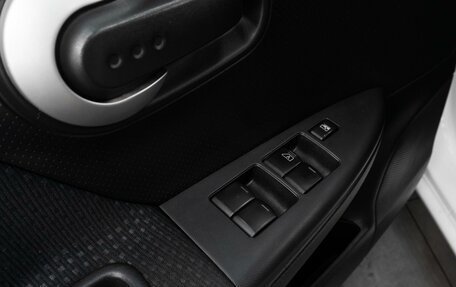 Nissan Note II рестайлинг, 2012 год, 909 000 рублей, 16 фотография