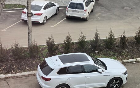 Volkswagen Touareg III, 2020 год, 6 600 000 рублей, 10 фотография