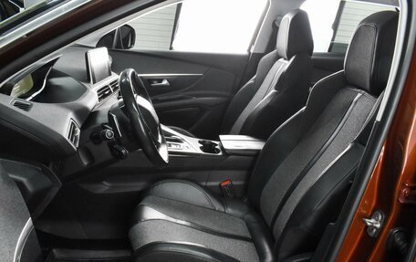 Peugeot 3008 II, 2017 год, 1 875 000 рублей, 10 фотография