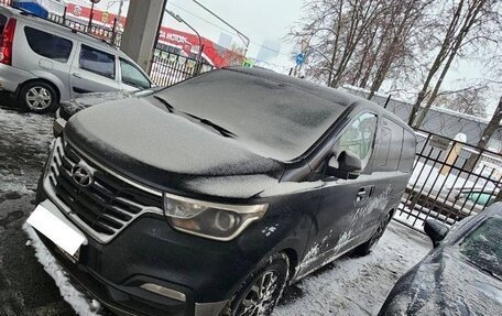 Hyundai H-1 II рестайлинг, 2021 год, 2 562 000 рублей, 1 фотография