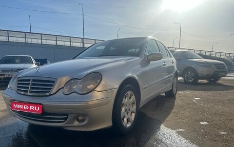 Mercedes-Benz C-Класс, 2006 год, 380 000 рублей, 1 фотография