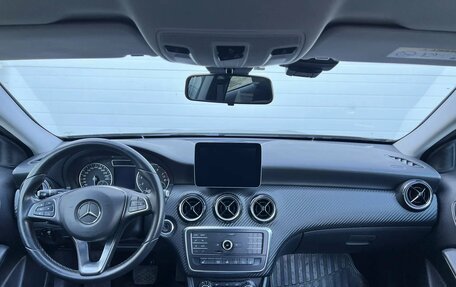 Mercedes-Benz GLA, 2016 год, 1 899 000 рублей, 10 фотография