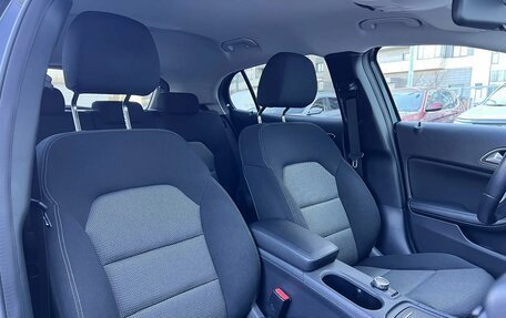 Mercedes-Benz GLA, 2016 год, 1 899 000 рублей, 13 фотография