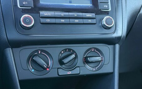 Volkswagen Polo VI (EU Market), 2011 год, 650 000 рублей, 17 фотография