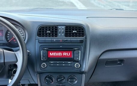 Volkswagen Polo VI (EU Market), 2011 год, 650 000 рублей, 15 фотография