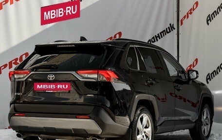 Toyota RAV4, 2020 год, 3 385 000 рублей, 7 фотография