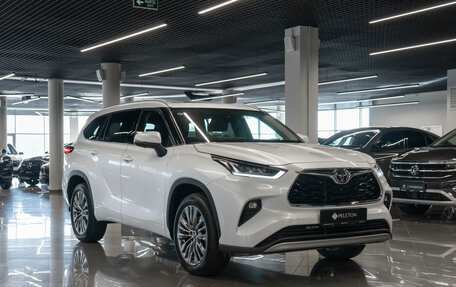 Toyota Highlander, 2025 год, 5 650 000 рублей, 2 фотография