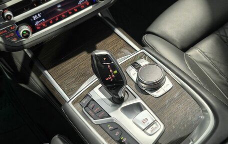 BMW 7 серия, 2017 год, 3 350 000 рублей, 31 фотография