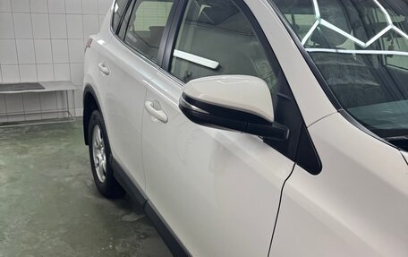 Toyota RAV4, 2015 год, 1 950 000 рублей, 3 фотография