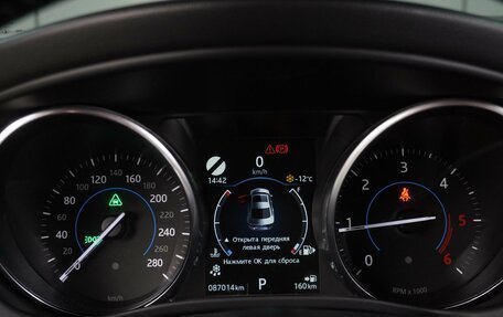 Jaguar XE I рестайлинг, 2016 год, 1 949 000 рублей, 22 фотография