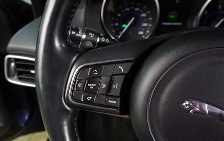 Jaguar XE I рестайлинг, 2016 год, 1 949 000 рублей, 21 фотография