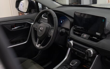 Toyota RAV4, 2025 год, 3 700 000 рублей, 13 фотография