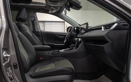 Toyota RAV4, 2025 год, 3 700 000 рублей, 19 фотография